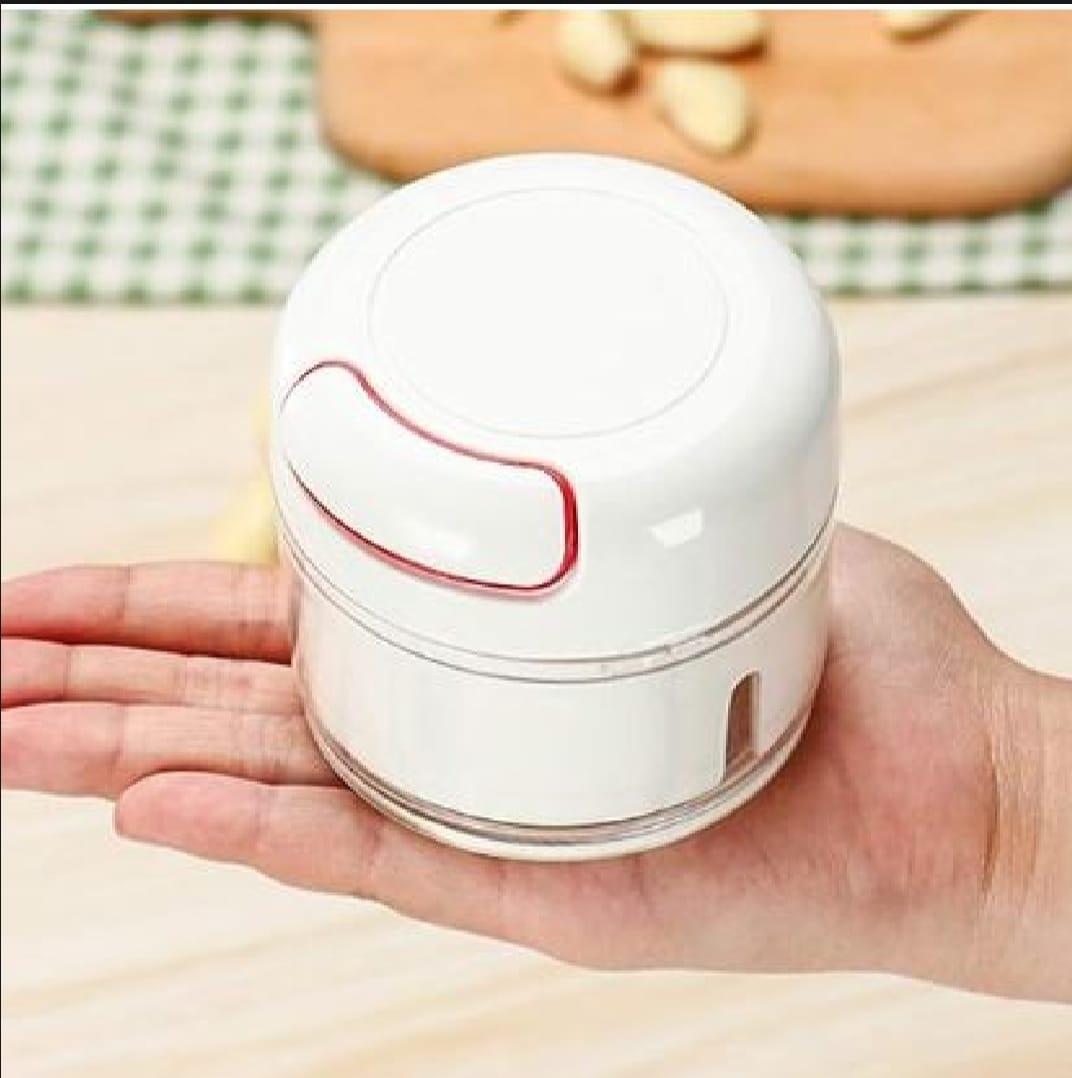 Mini Food Chopper – Manual Pull-Cord Vegetable & Garlic Cutter | No Electricity Required